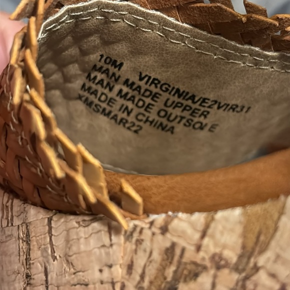 Esprit Brown Leather Sandals with Woven Detail - Picture 13 of 13